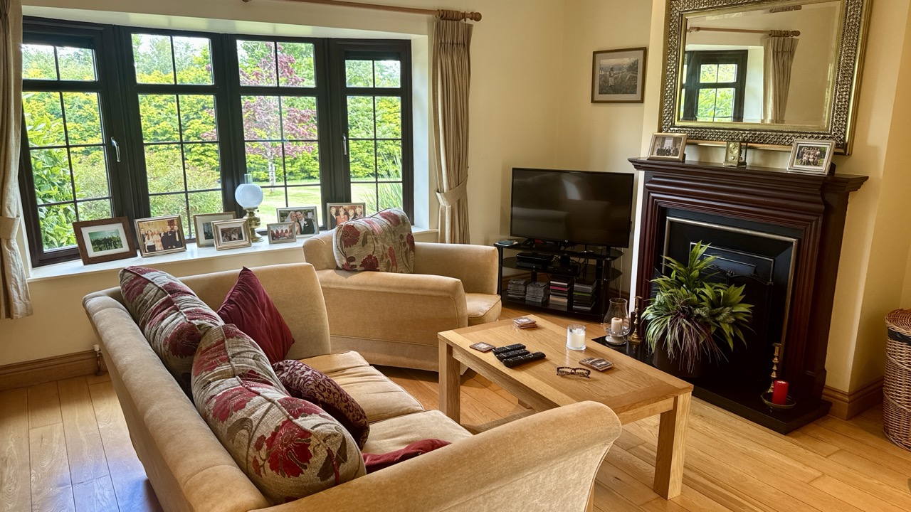 JR - Carrowntryla - Dunmore H54 E224 - 22 Large