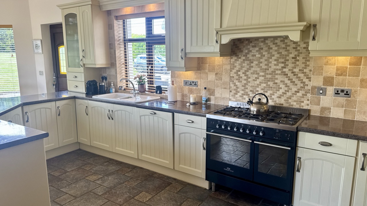 JR - Carrowntryla - Dunmore H54 E224 - 30 Large