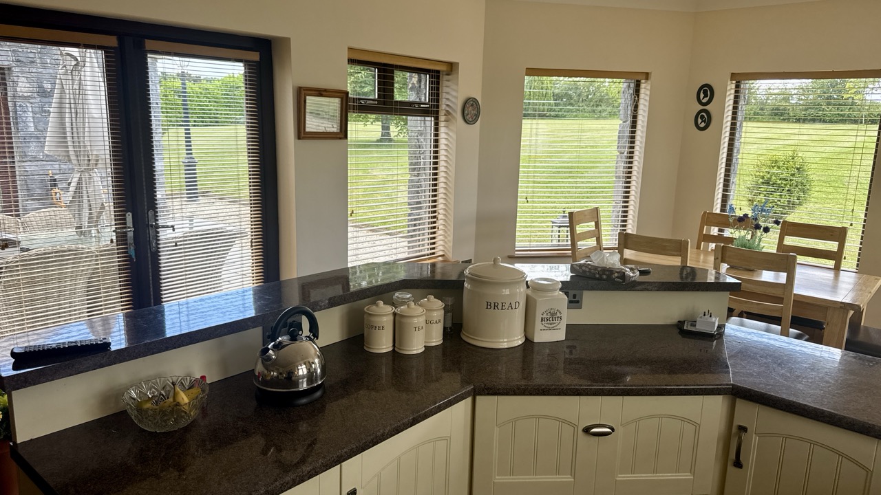 JR - Carrowntryla - Dunmore H54 E224 - 31 Large