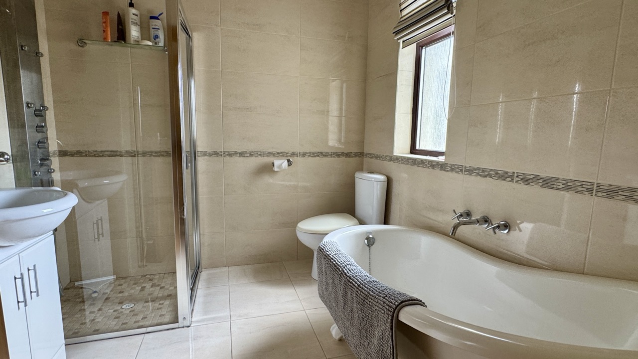 JR - Carrowntryla - Dunmore H54 E224 - 40 Large