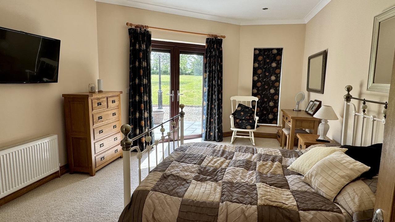 JR - Carrowntryla - Dunmore H54 E224 - 43 Large