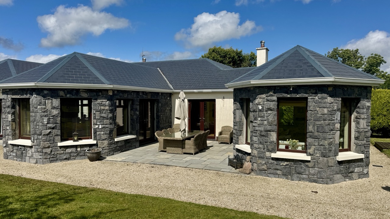 JR - Carrowntryla - Dunmore H54 E224 - 71 Large