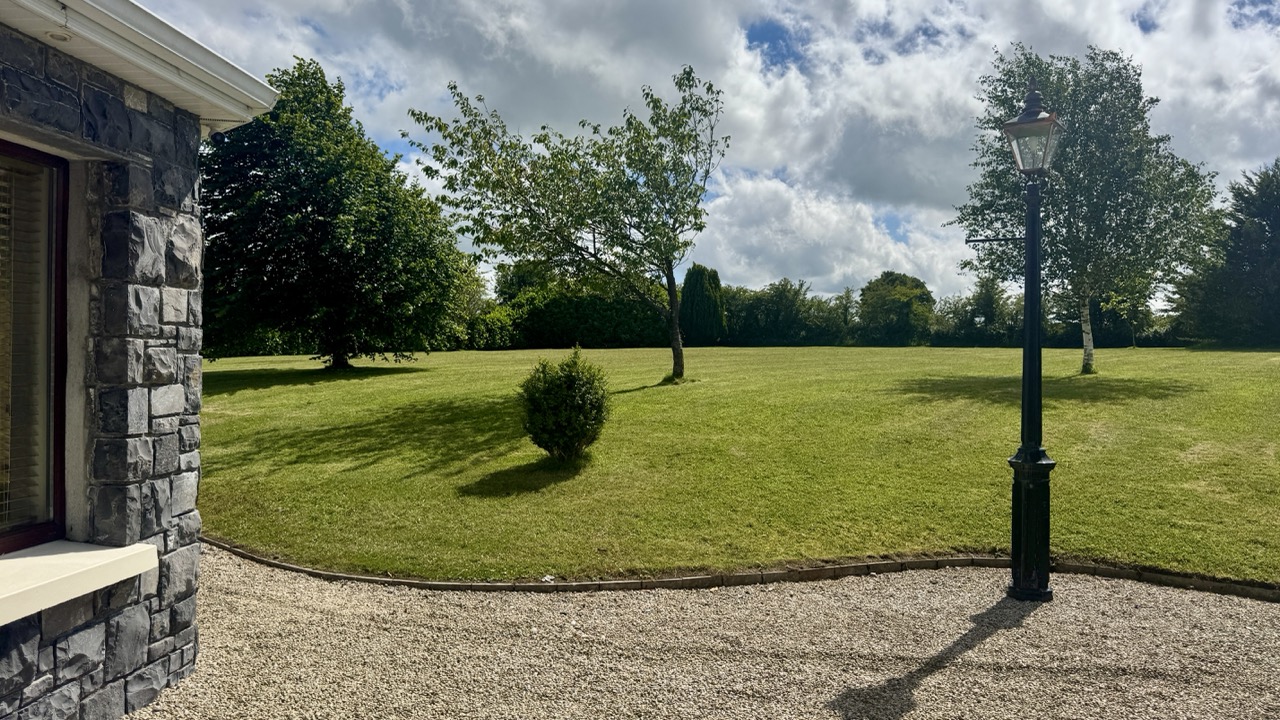 JR - Carrowntryla - Dunmore H54 E224 - 76 Large