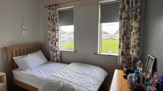 JRA - 25 GLYNDALE - 14 Medium